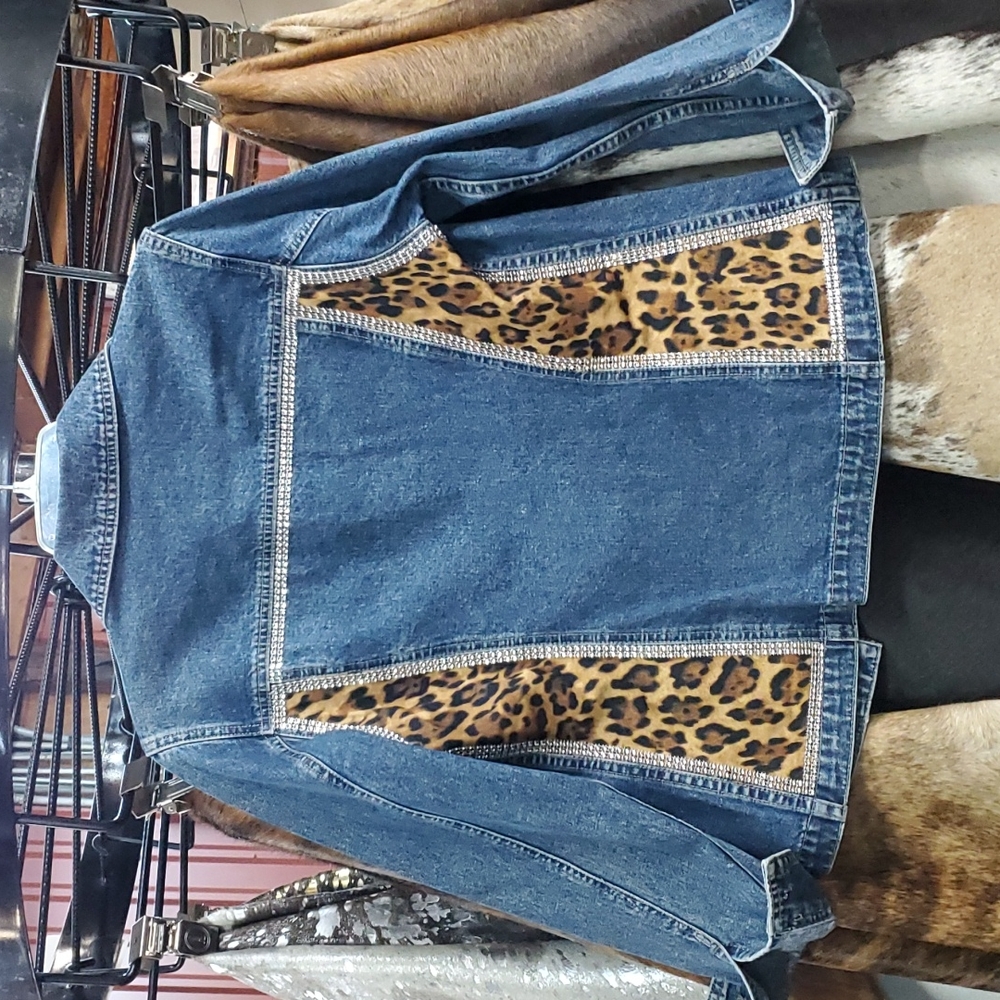 Custom designed jacket - Picture 3 of 3